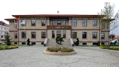 Kelkit Belediye Başkanı Ünal Yılmaz, ilçede istihdama büyük katkı sağlayacak