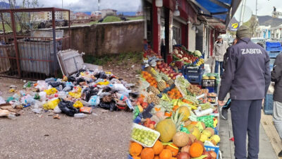 Tunceli Belediyesi Zabıta Müdürlüğü ekipleri, kent disiplinini sağlamak ve vatandaşların