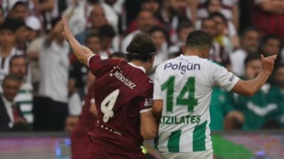 Bursa Atatürk Spor Kompleksi Matlı Stadyumu’nda oynanan TFF 2. Lig