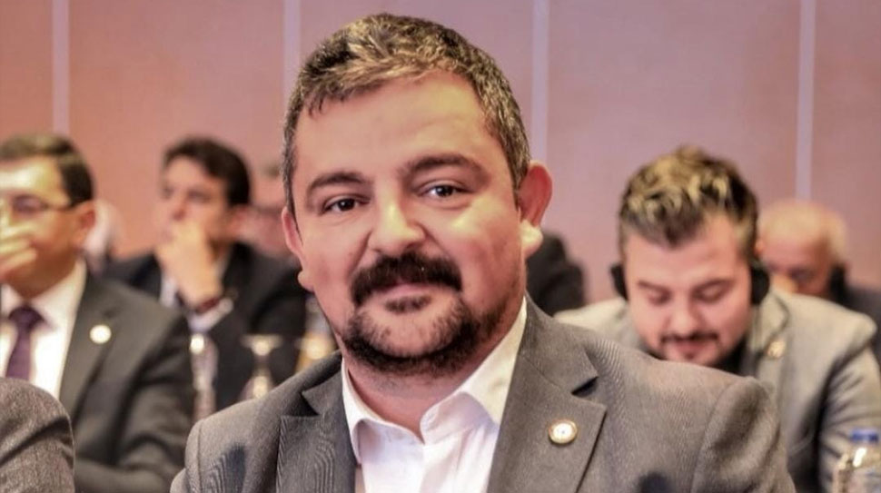 &nbsp;56. Bölge Erzincan Eczacı Odası Yönetim Kurulu Başkanı Ecz. Burak
