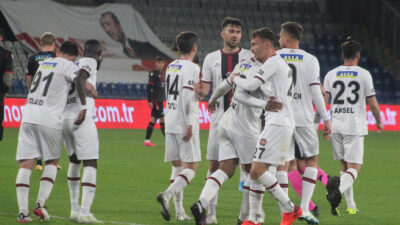 Trendyol Süper Lig’in 33. haftasında deplasmanda Kocaelispor’a konuk olan Fatih