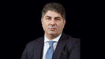 Fenerbahçe’de seçim heyecanı yaşanırken, başkan adaylığını açıklayan Hakan Safi ismi