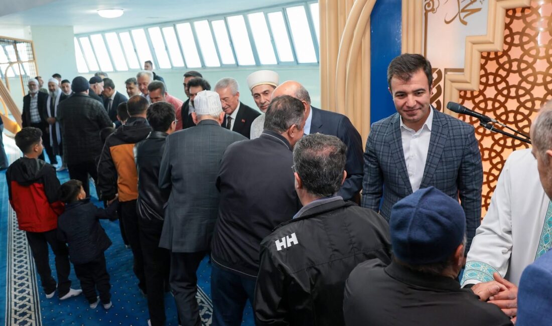 Erzincan’da Kurban Bayramı coşkusu, kent protokolü ve vatandaşların katılımıyla Terzibaba