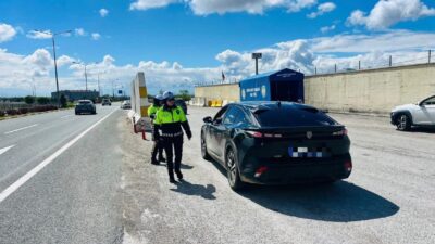 Erzincan’da&nbsp;Kurban Bayramı tedbirleri kapsamında&nbsp;şehirlerarası yolcu taşımacılığında güvenliğin sağlanması amacıyla trafik