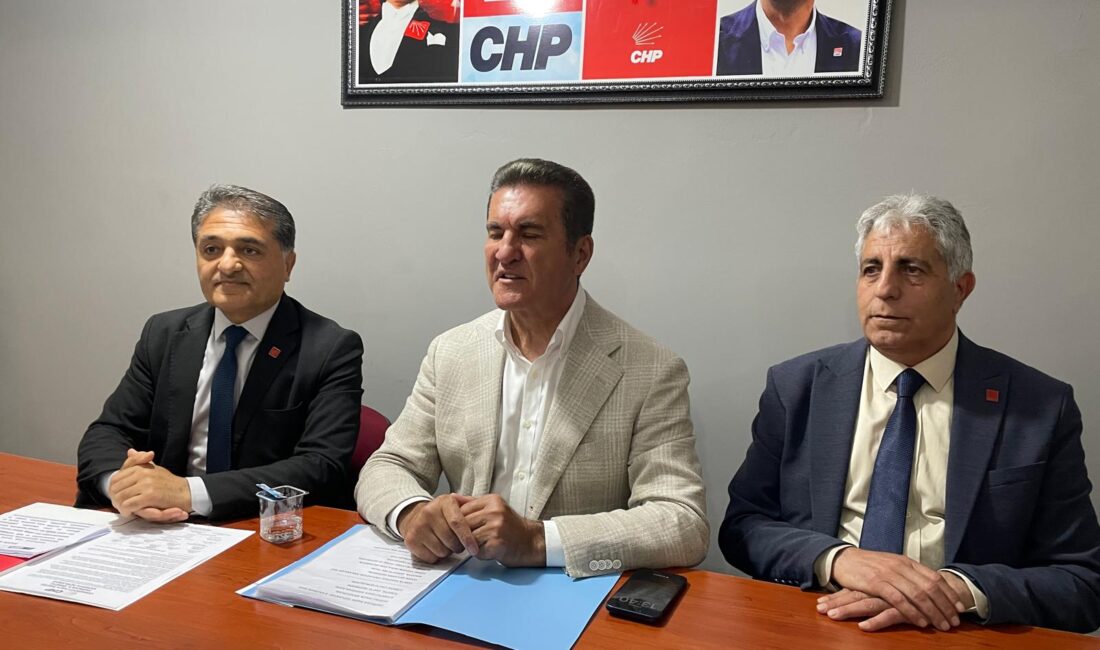 Cumhuriyet Halk Partisi (CHP) Erzincan Milletvekili Mustafa Sarıgül ve CHP
