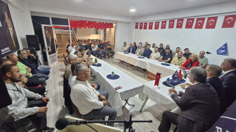 A Parti Erzincan İl Başkanı Ahmet Korkmaz, Türkiye’deki ekonomik baskının