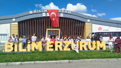 Erzincan Demirkent TOKİ Ortaokulu öğrencileri, Erzurum’daki bölgenin en kapsamlı bilim