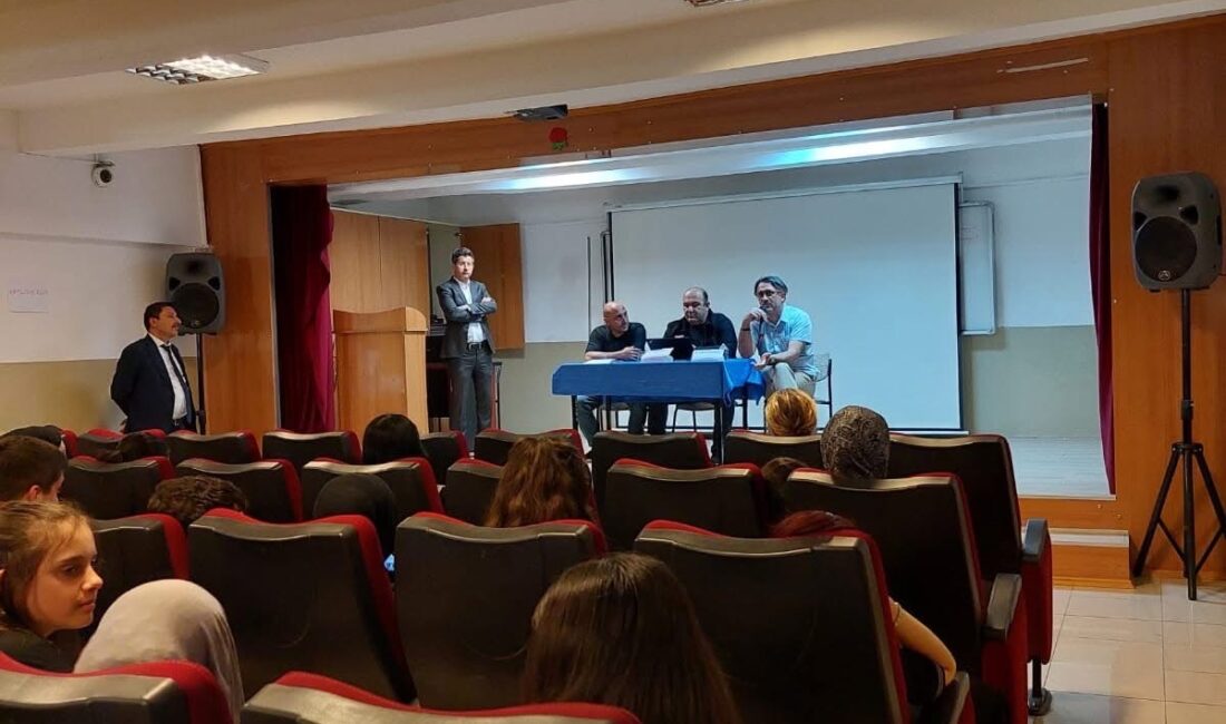 Eğitim dünyası ile sektörel tecrübeyi bir araya getirmeyi hedefleyen İpekyolu