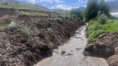 Erzincan’ın Kemah ilçesinde, olası sel ve taşkın risklerine karşı yürütülen