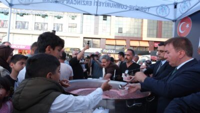 Erzincan Valiliği, Muharrem ayı dolayısıyla kent merkezinde geniş katılımlı bir