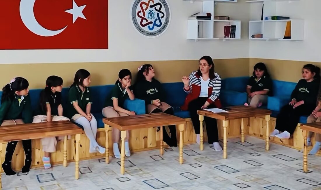 Erzincan’da gençlerin gelişimine katkı sağlamak amacıyla hayata geçirilen “Değer Erzincan