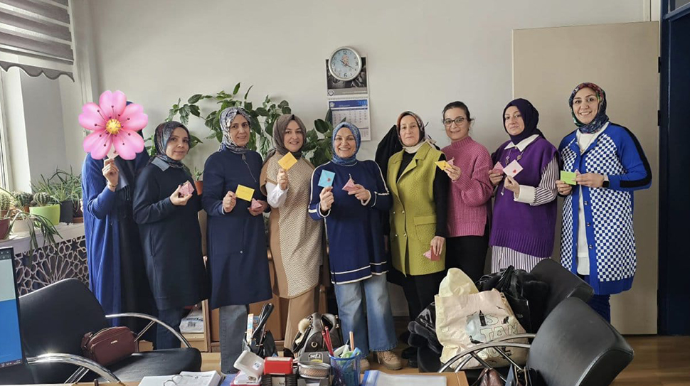 Erzincan İMKB Müşir Zeki Paşa Ortaokulunda görev yeri değişen altı