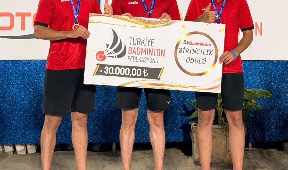 Alanya’da düzenlenen Air Badminton Türkiye Şampiyonası’nda Erzincan fırtınası esti. 47