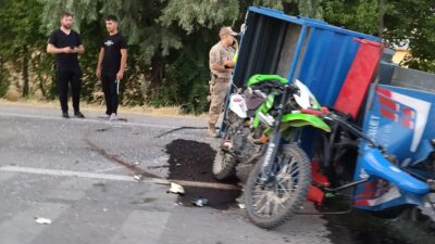 ​Erzincan-Çağlayan Beldesi yolu Mollaköy girişinde meydana gelen trafik kazasında, tarım