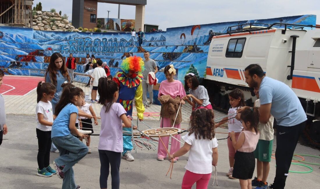Erzincan Gençlik Merkezi tarafından Ergan Dağı Sıra Dışı Sporlar Merkezi’nde