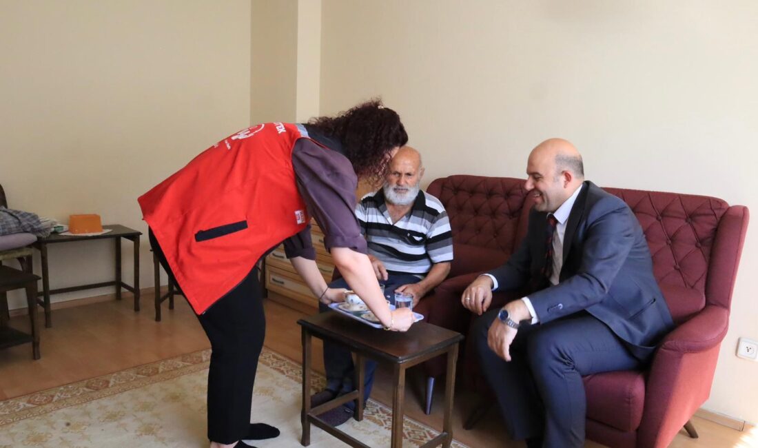 Erzincan Aile ve Sosyal Hizmetler İl Müdürlüğü ekipleri, “Kahve Bahane”