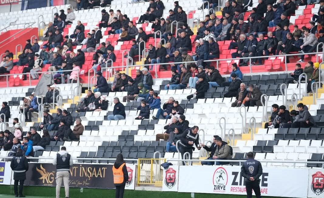 TFF 2. Lig Kırmızı Grup’taki temsilcimiz Erzincanspor, sezonun ilk iç