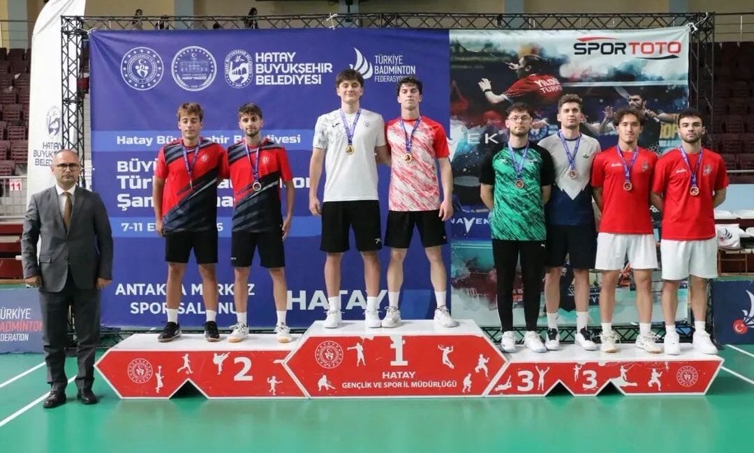 Türkiye Badminton Federasyonu tarafından düzenlenen Büyükler Badminton Türkiye Şampiyonası, büyük bir