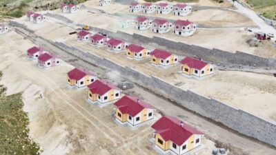 Erzincan’ın Kemah ilçesinde inşa edilen AFAD konutlarında sona gelindi. Yapımı