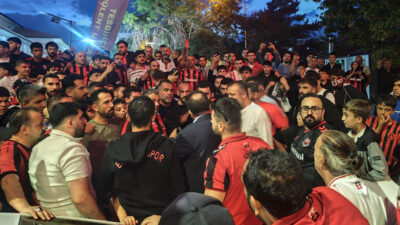 TFF 2. Lig Kırmızı Grup 4. hafta mücadelesinde evinde Kırklarelispor