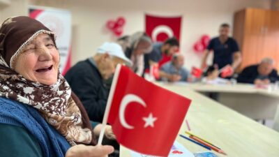 Erzincan’da 29 Ekim Cumhuriyet Bayramı dolayısıyla düzenlenen etkinlikte, Çocuk Evleri