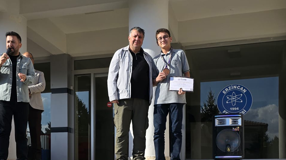 Erzincan Fen Lisesi 9. sınıf öğrencisi Cevdet Naci İnan, Uluslararası